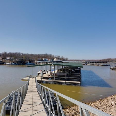 Lakefront Osage Beach Condo With Pool And Water Views! 외부 사진