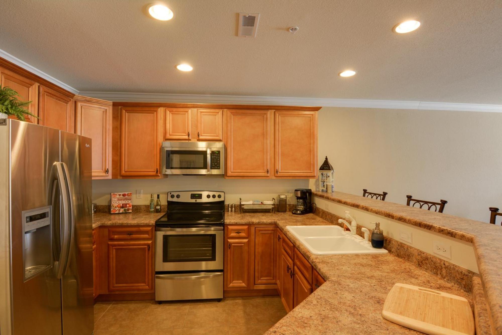 Lakefront Osage Beach Condo With Pool And Water Views! 외부 사진