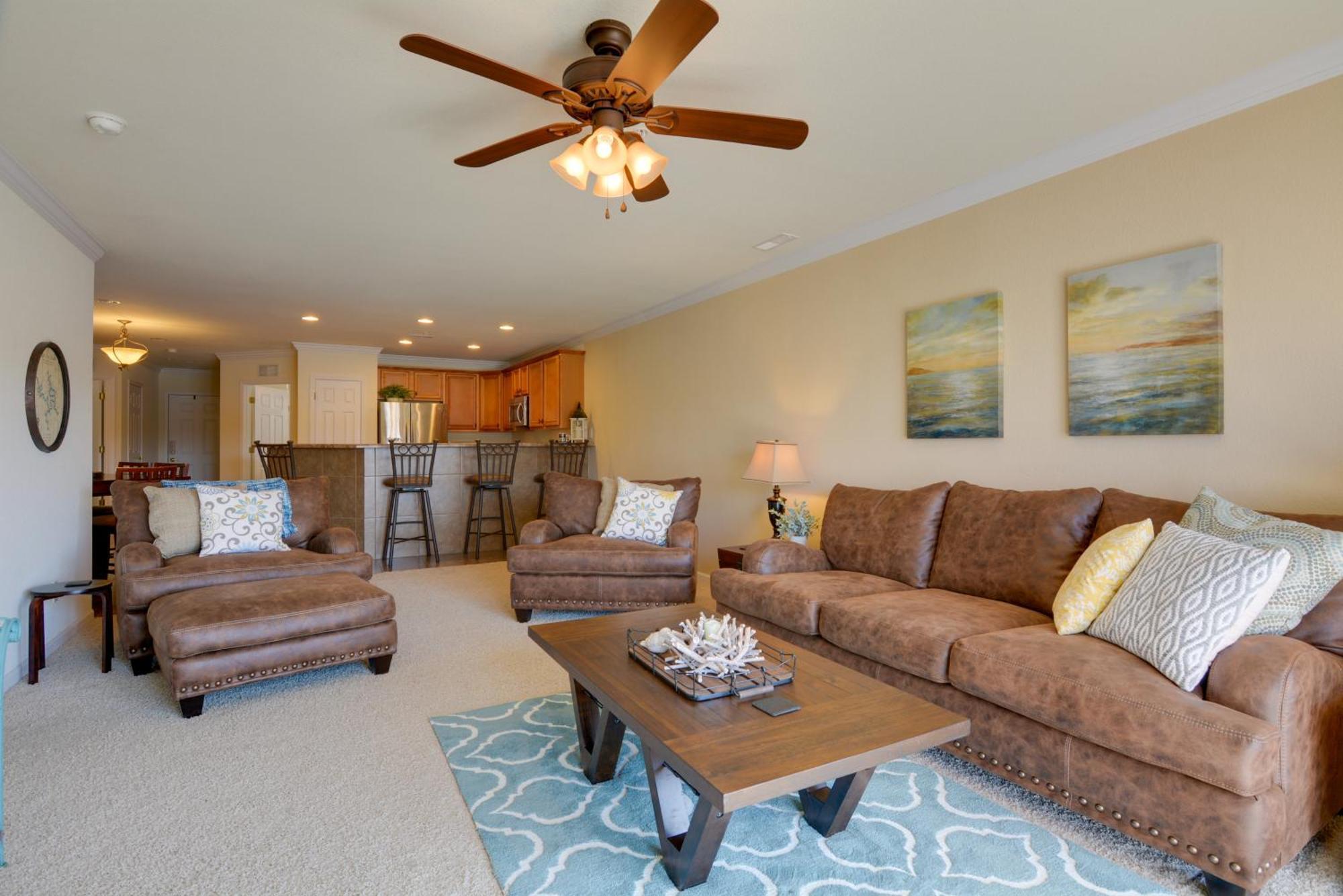 Lakefront Osage Beach Condo With Pool And Water Views! 외부 사진